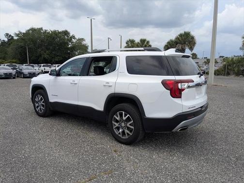 2023 GMC Acadia AWD SLT