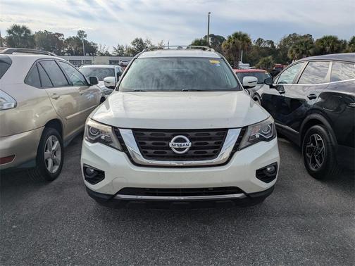 2019 Nissan Pathfinder SV