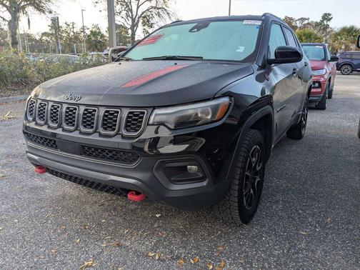 2025 Jeep Compass Trailhawk