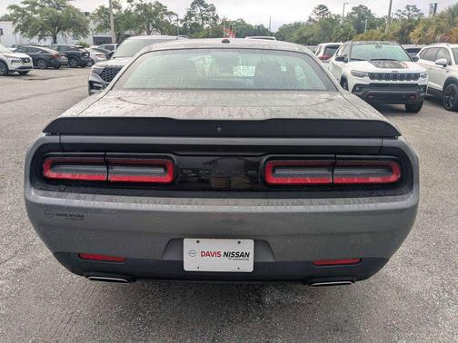 Destroyer Gray Clearcoat 2023 Dodge Challenger SXT