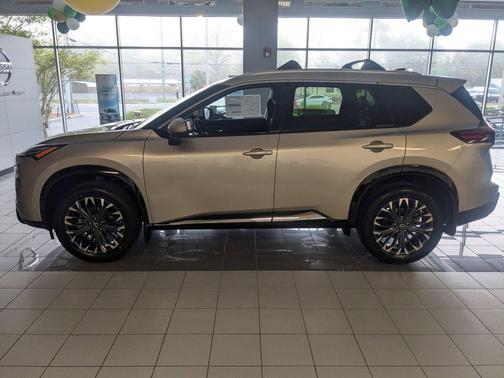 Champagne Silver Metallic 2026 Nissan Rogue Platinum