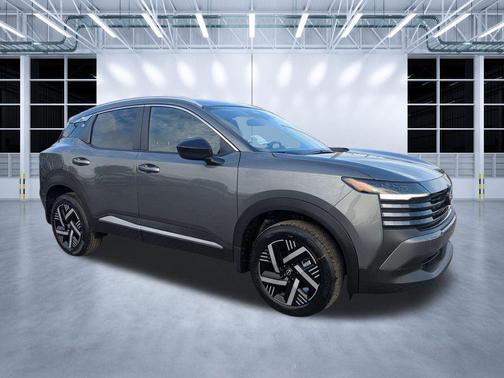 Gun Metallic 2026 Nissan Kicks SV