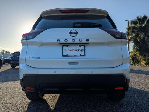 White Pearl 2026 Nissan Rogue Dark Armor