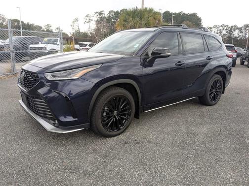 2023 Toyota Highlander XSE