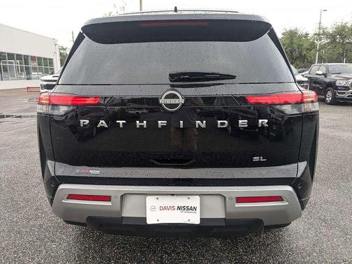 Super Black 2024 Nissan Pathfinder SL FWD
