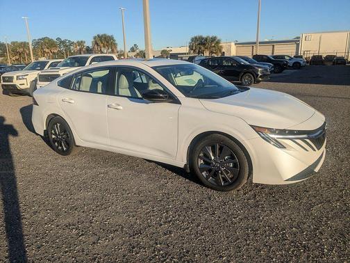Aspen White Tricoat 2026 Nissan Sentra SL