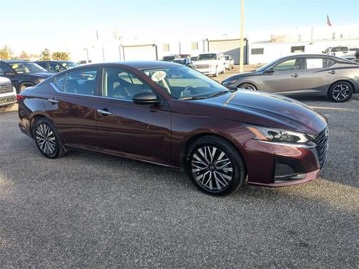 2025 Nissan Altima 2.5 SV