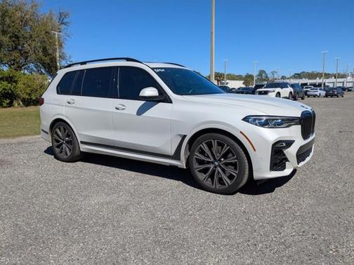 2020 BMW X7 M50i