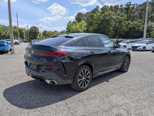 2025 BMW X6 xDrive40i