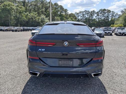 2025 BMW X6 xDrive40i
