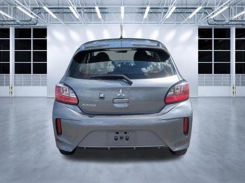 2022 Mitsubishi Mirage ES