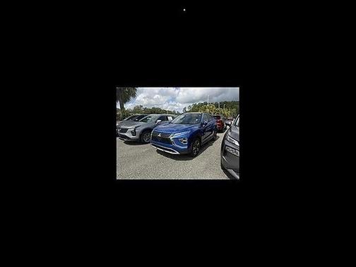 Lightning Blue Metallic 2024 Mitsubishi Eclipse Cross SE