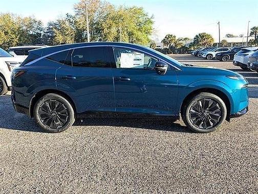 Aurora Blue Pearl Metallic 2026 Nissan Murano Platinum