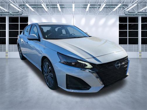 2025 Nissan Altima 2.5 SL