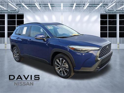 2023 Toyota Corolla Cross XLE