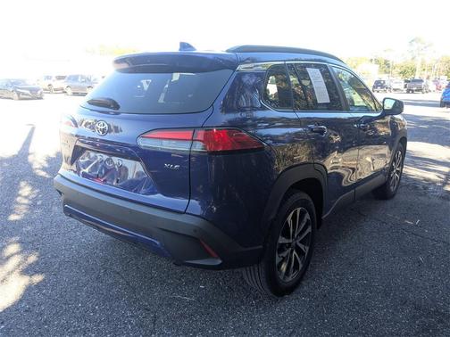 2023 Toyota Corolla Cross XLE