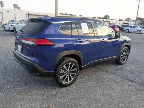 2023 Toyota Corolla Cross XLE