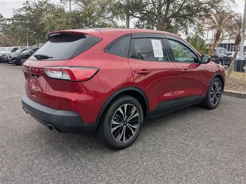 2021 Ford Escape SE