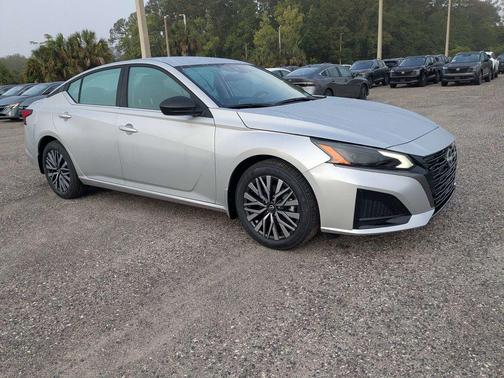 Brilliant Silver Metallic 2026 Nissan Altima 2.5 SV