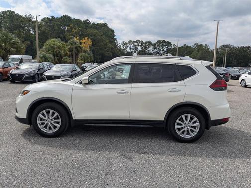 2020 Nissan Rogue SV