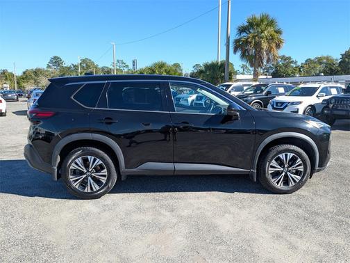 2022 Nissan Pathfinder SL 4WD