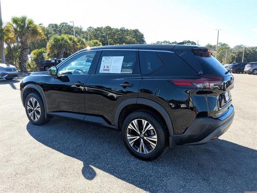 2022 Nissan Pathfinder SL 4WD