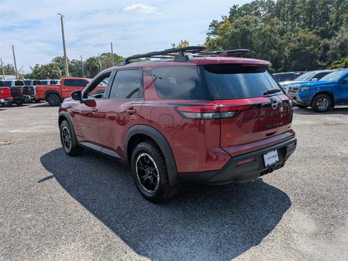 2025 Nissan Pathfinder Rock Creek 4WD