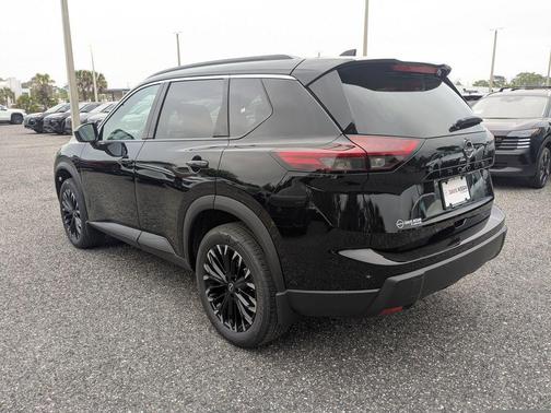 Super Black 2026 Nissan Rogue Dark Armor