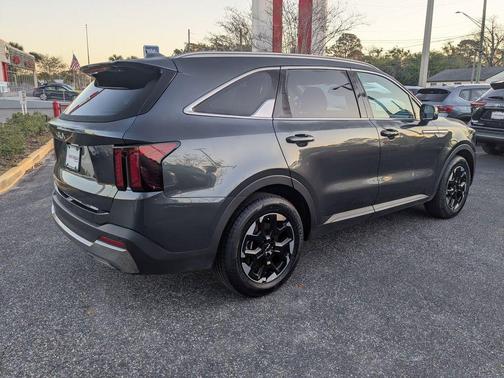 2024 Kia Sorento S