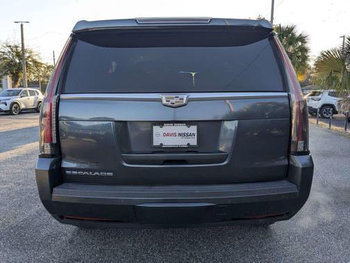 2019 Cadillac Escalade Base