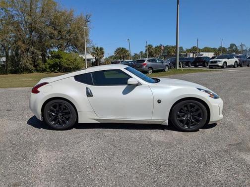 2018 Nissan 370Z Base