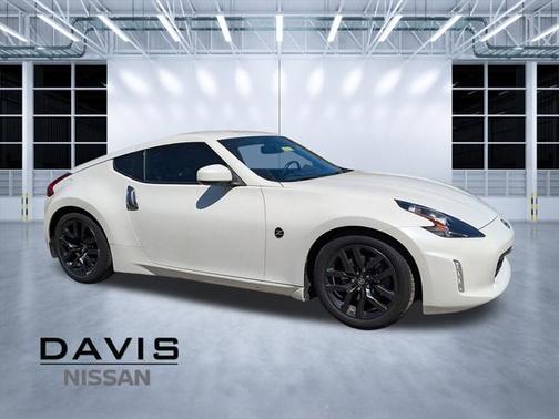2018 Nissan 370Z Base
