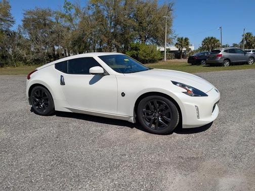 2018 Nissan 370Z Base