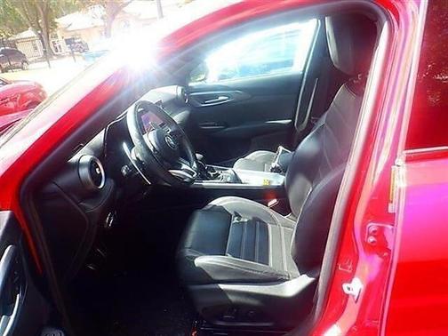 Alfa Rosso 2024 Alfa Romeo Tonale Veloce EAWD