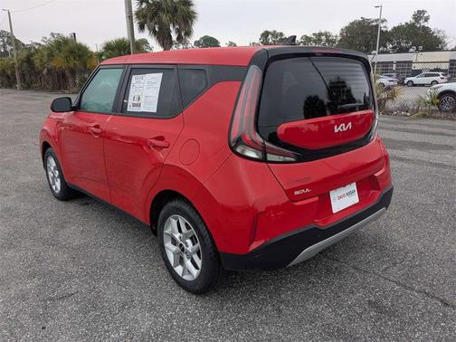 2024 Kia Soul LX