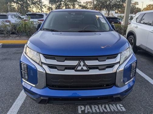 2025 Mitsubishi Outlander Sport SE