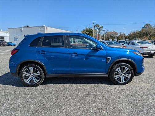 2025 Mitsubishi Outlander Sport SE