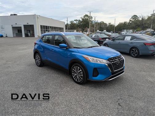 2021 Nissan Kicks SV