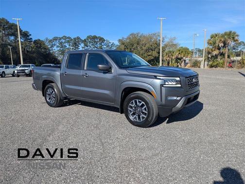 2024 Nissan Frontier SL