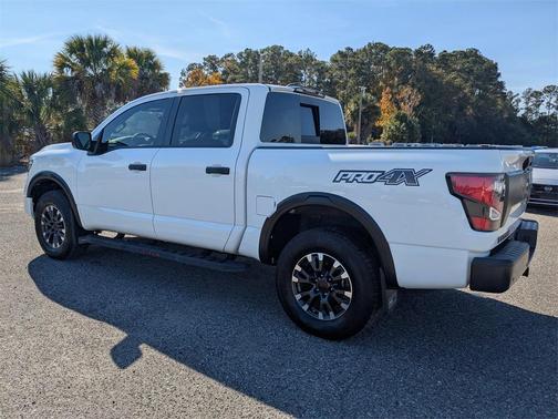 2024 Nissan Titan PRO-4X