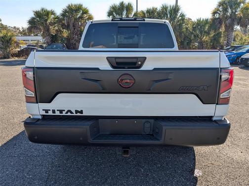 2024 Nissan Titan PRO-4X