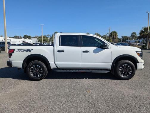 2024 Nissan Titan PRO-4X