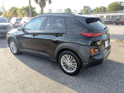 Ultra Black 2021 Hyundai KONA SEL