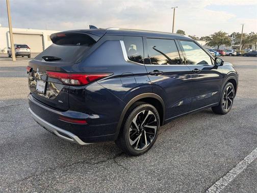 2024 Mitsubishi Outlander SEL Black Edition 2WD