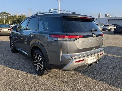 Gun Metallic 2025 Nissan Pathfinder Platinum 4WD