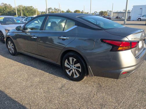 Gun Metallic 2024 Nissan Altima S FWD