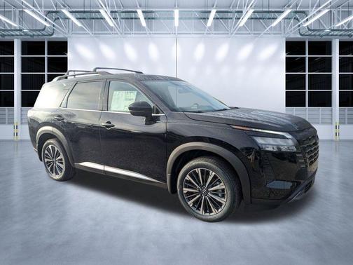 Super Black 2026 Nissan Pathfinder Platinum