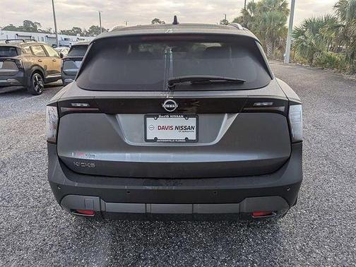 Gun Metallic 2026 Nissan Kicks SV