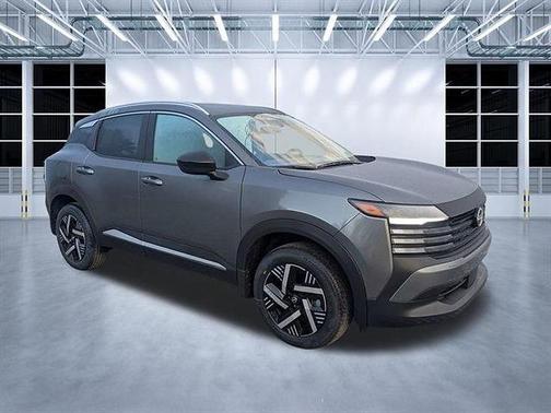 Gun Metallic 2026 Nissan Kicks SV