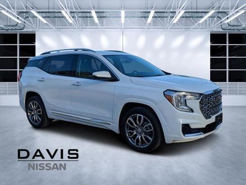 2023 GMC Terrain Denali